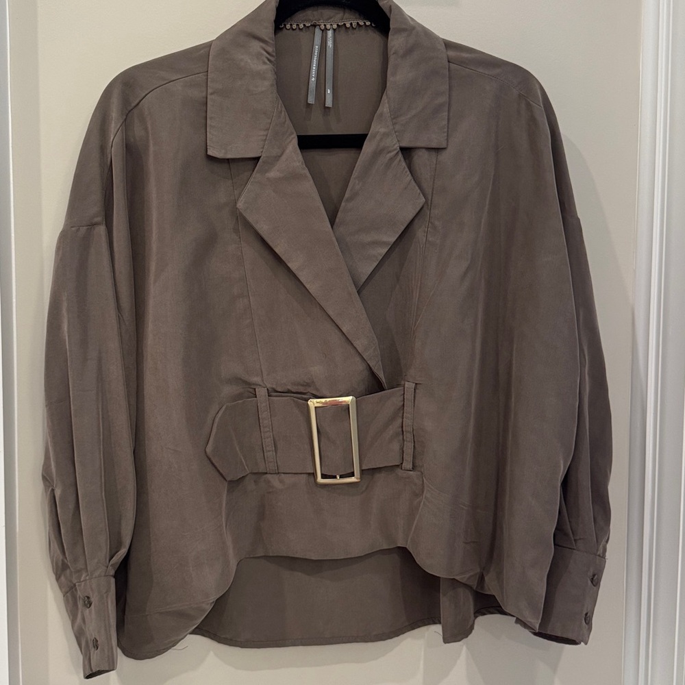 Anthropologie Taupe Belted Blazer blouse